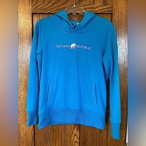 2/$15 - Banana Republic blue hoodie sweatshirt with kangaroo pocket